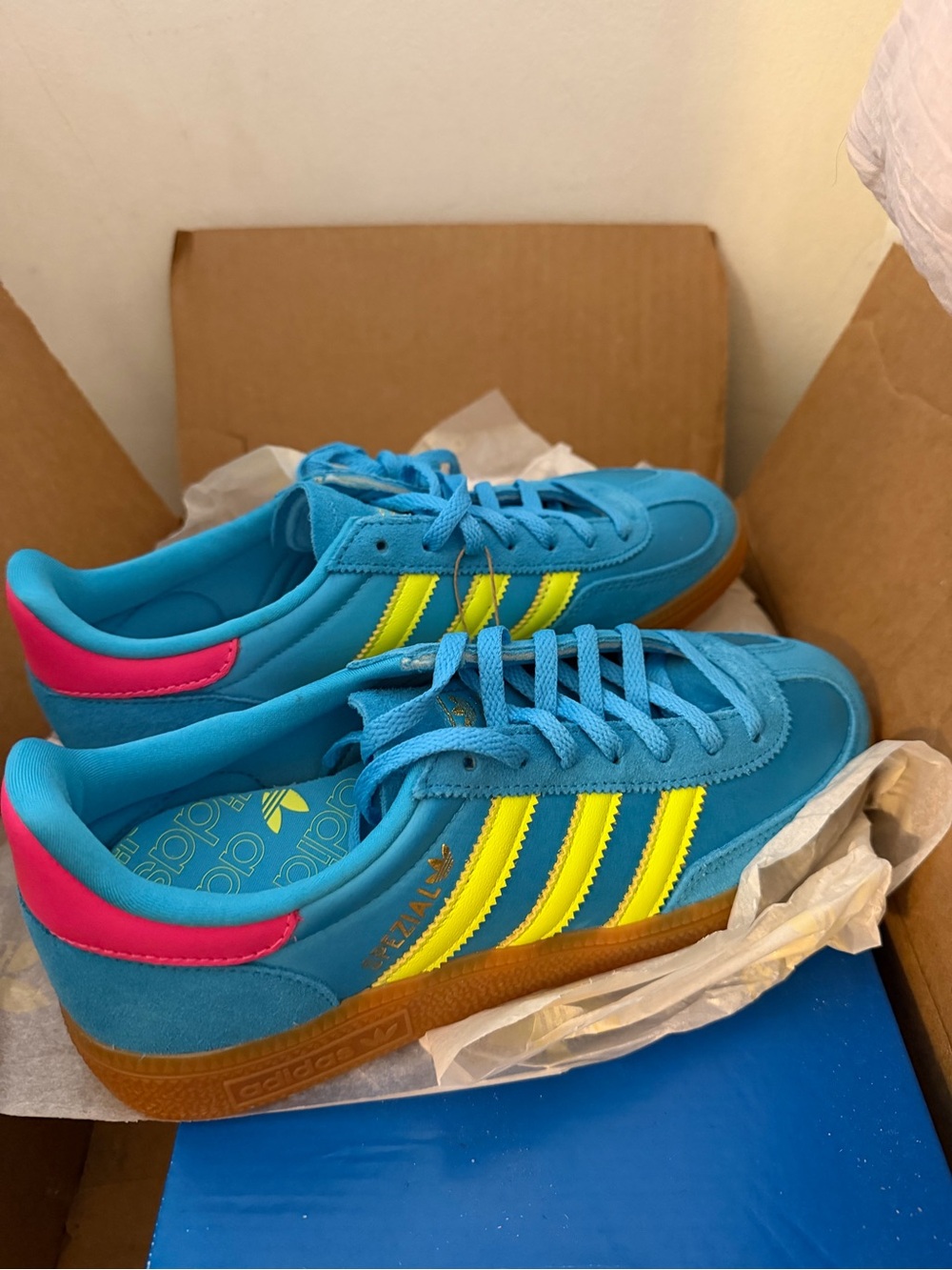 Adidas Handball Spezial “Sky Rush” Sneakers – BRAND New